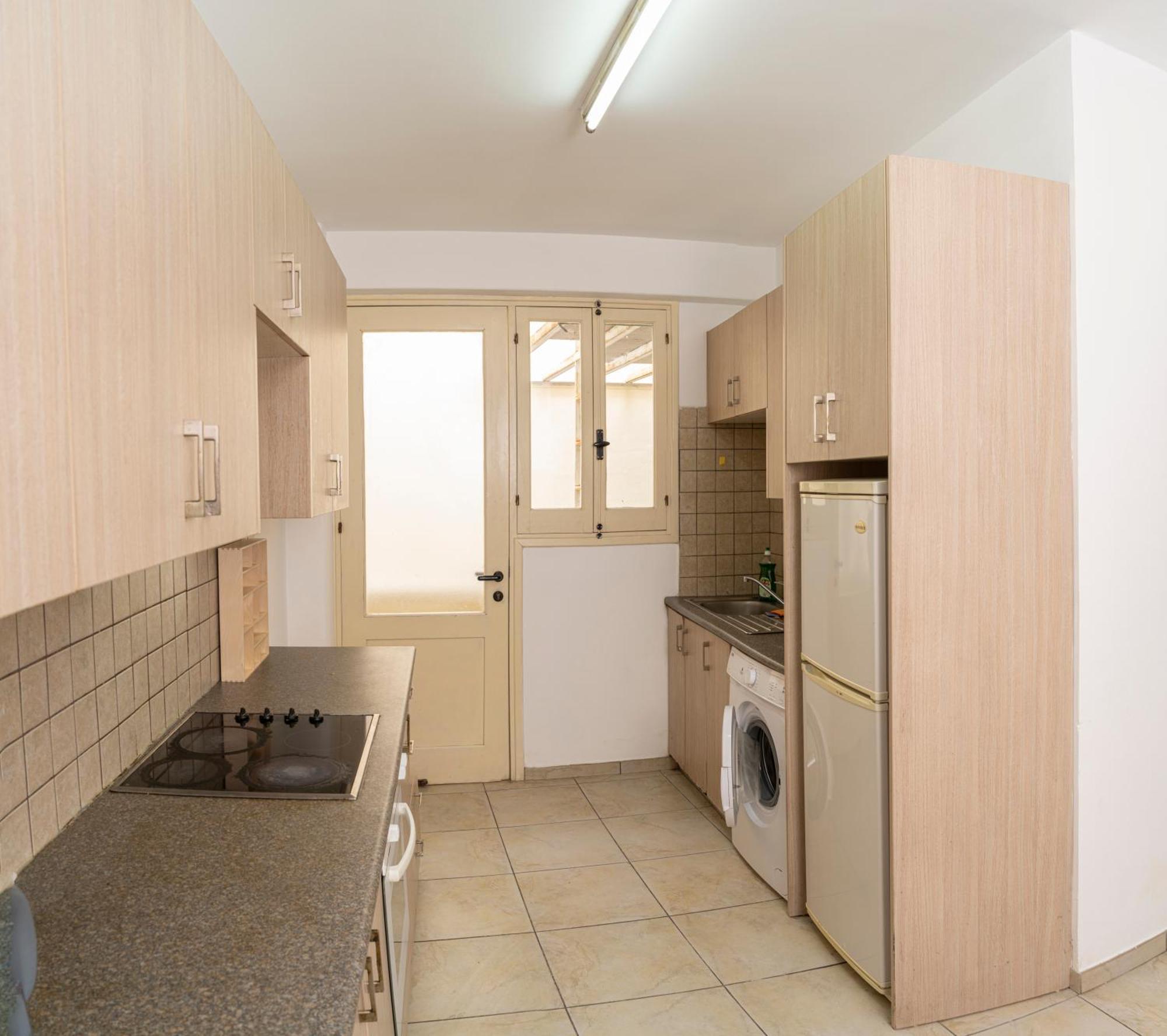 Private Room In Shared Flat Nicosia Exterior photo