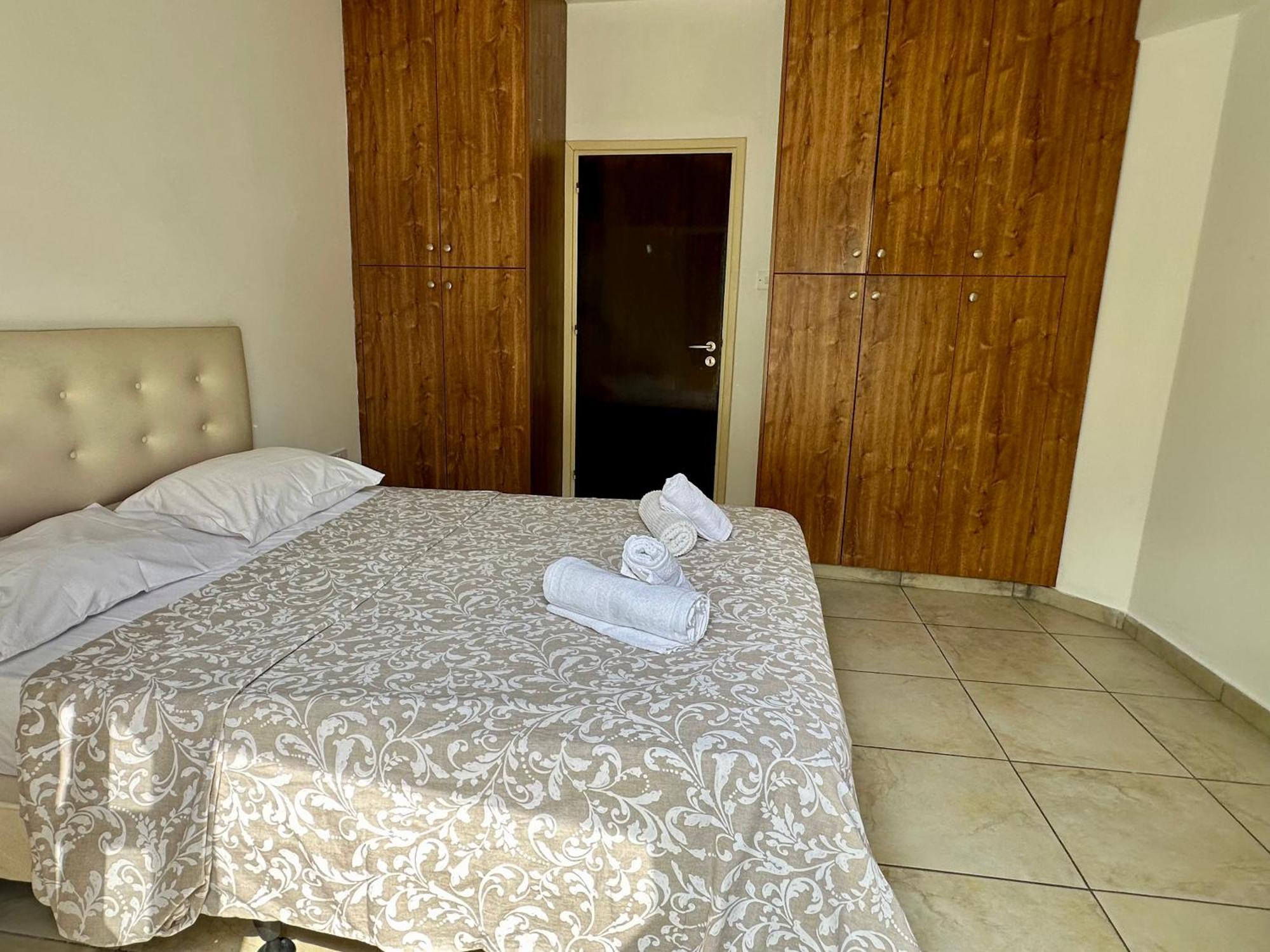 Private Room In Shared Flat Nicosia Exterior photo